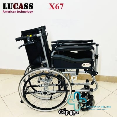 Xe Lăn Lucass X-67 – Đa Năng Với Bô Vệ Sinh, Khung Sơn Chắc Chắn, Phanh Ngả Và Chống Lật An Toàn